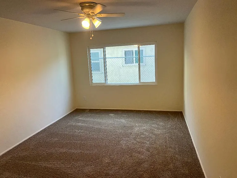 3717 Adams Ave — Photo 6