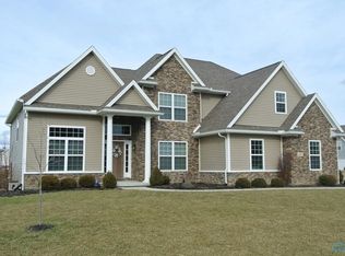 4905 Prestonwood Rd, Perrysburg, OH 43551