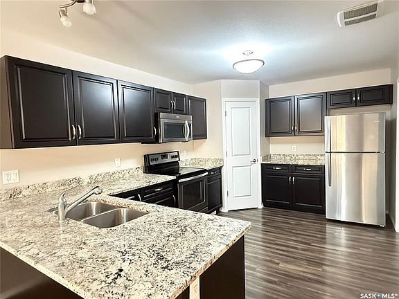 4th image of UNIT 331-100 CHAPARRAL BOULEVARD