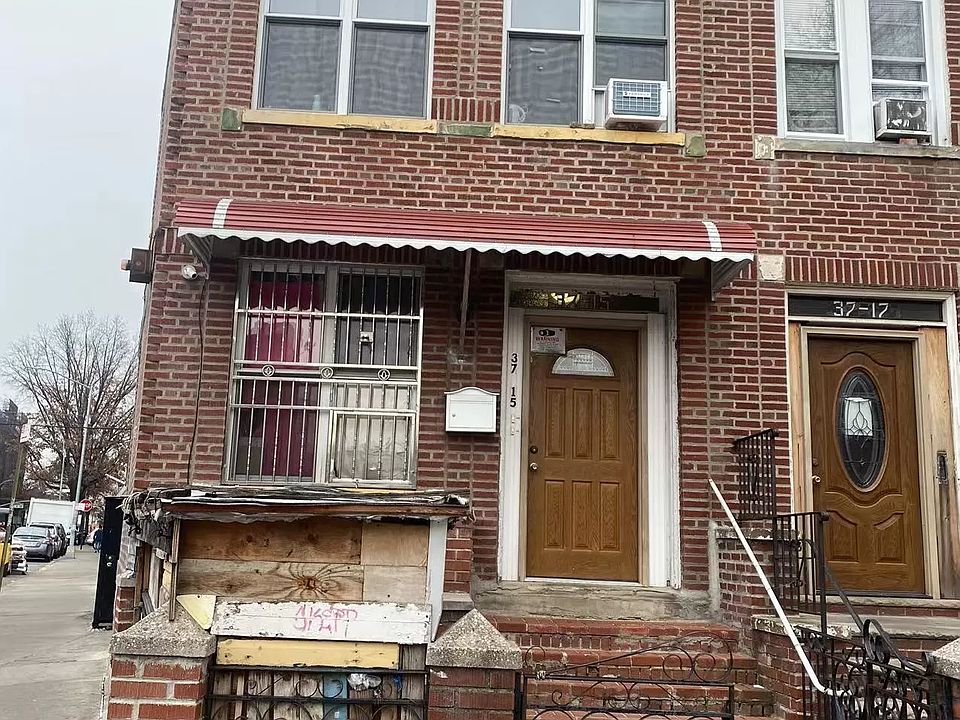 1st image of 3715 93rd St