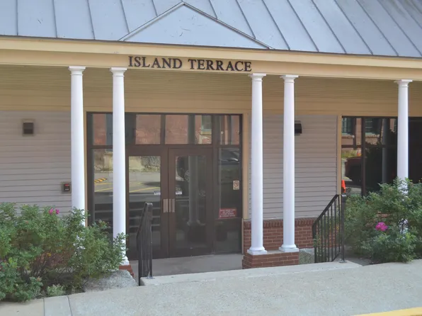 1 Saco Island Terrace #332, Saco, ME 04072