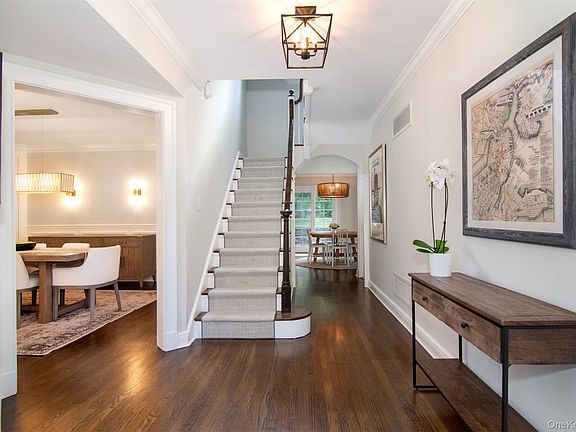 5th image of 42 Summit Avenue