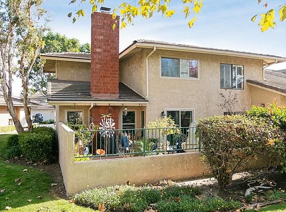 3rd image of 853 Sandberg Ln