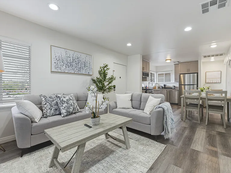 424 W Arrow Hwy #424 — Photo 23