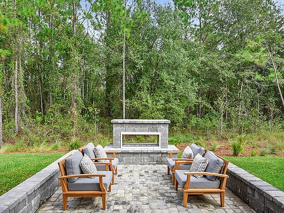 Photos are representative of the model home.