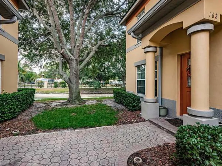 162 Coquina Bay Dr — Photo 10