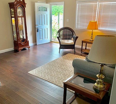 3rd image of 5021 Sturbridge Pl