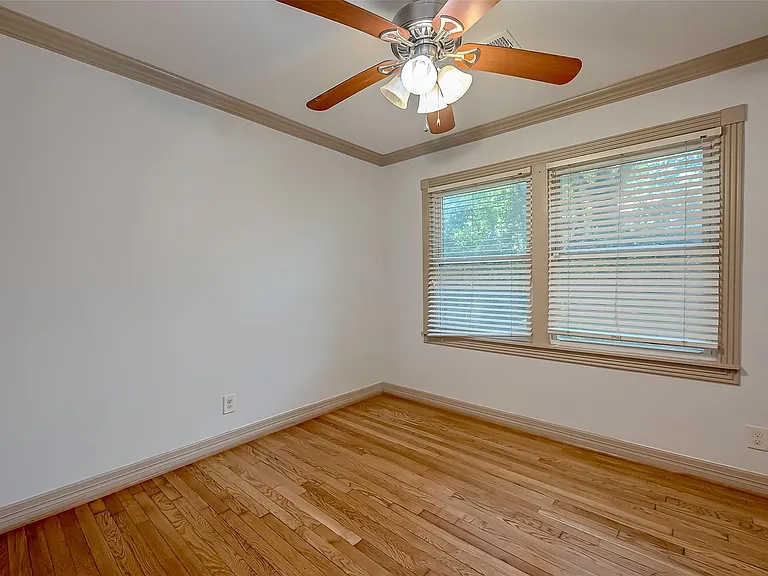 5706 Carew St — Photo 22