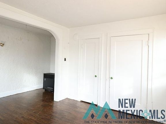 2nd image of 308 E 13th St