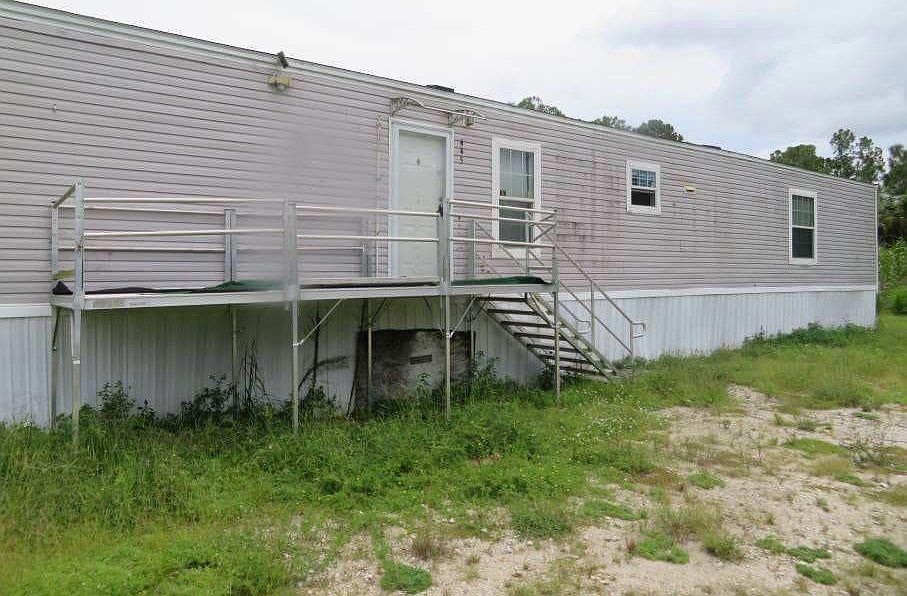 1st image of 445 S Quebrada St