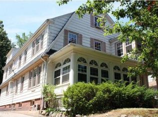530 Norton Pkwy, New Haven, CT 06511