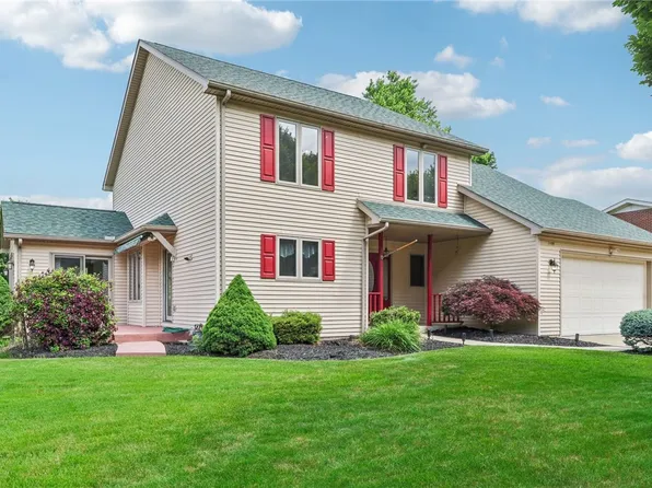 1105 Seneca Dr, Harmony, PA 16037