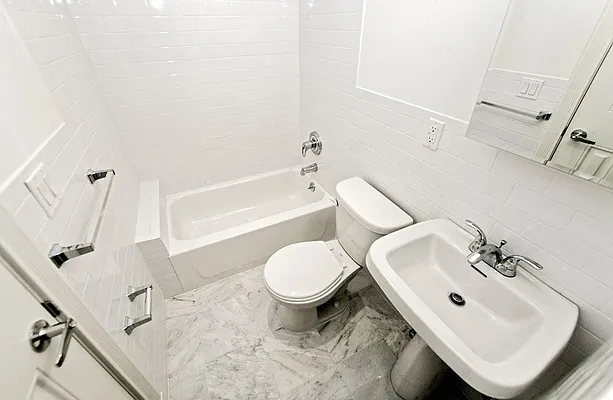 Rented by Voro New York | media 10