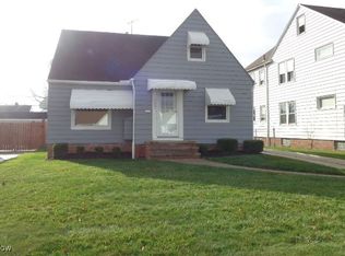 6029 Snow Rd, Parma, OH 44129