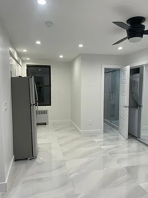 Rented by Owner | media 44