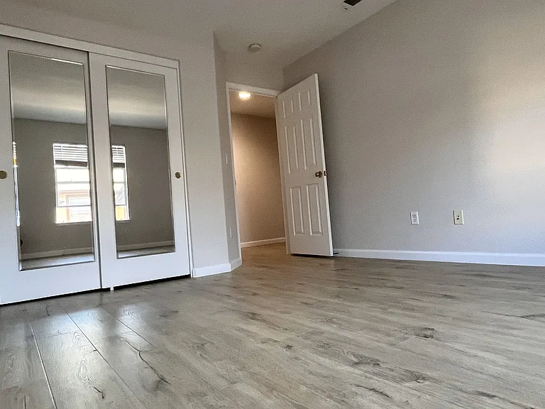 2364 Millstream Ln — Photo 31