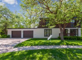 3100 Shasta Ct NE, Cedar Rapids, IA 52402
