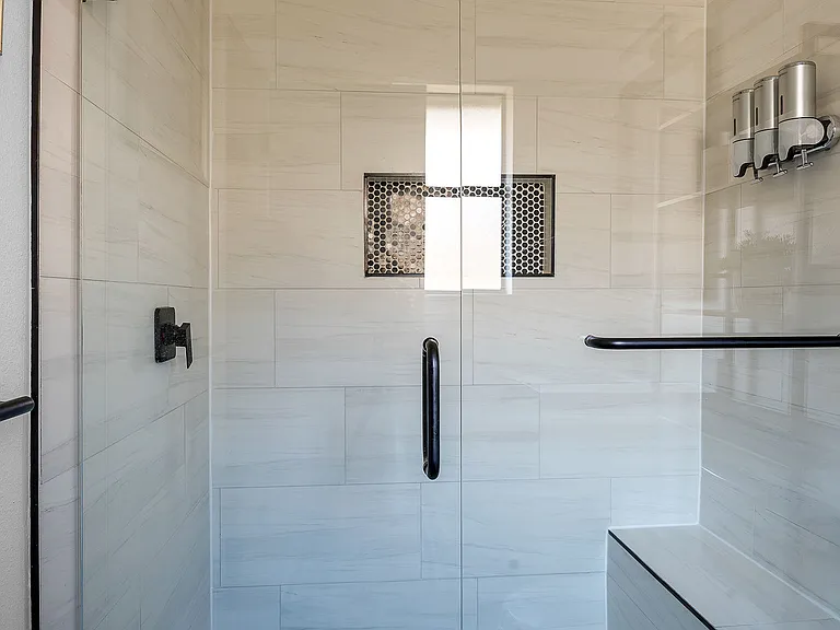 2521 Delmar Dr — Photo 52