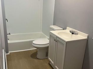 425 Cumberland St FLOOR 2, Rumford, ME 04276
