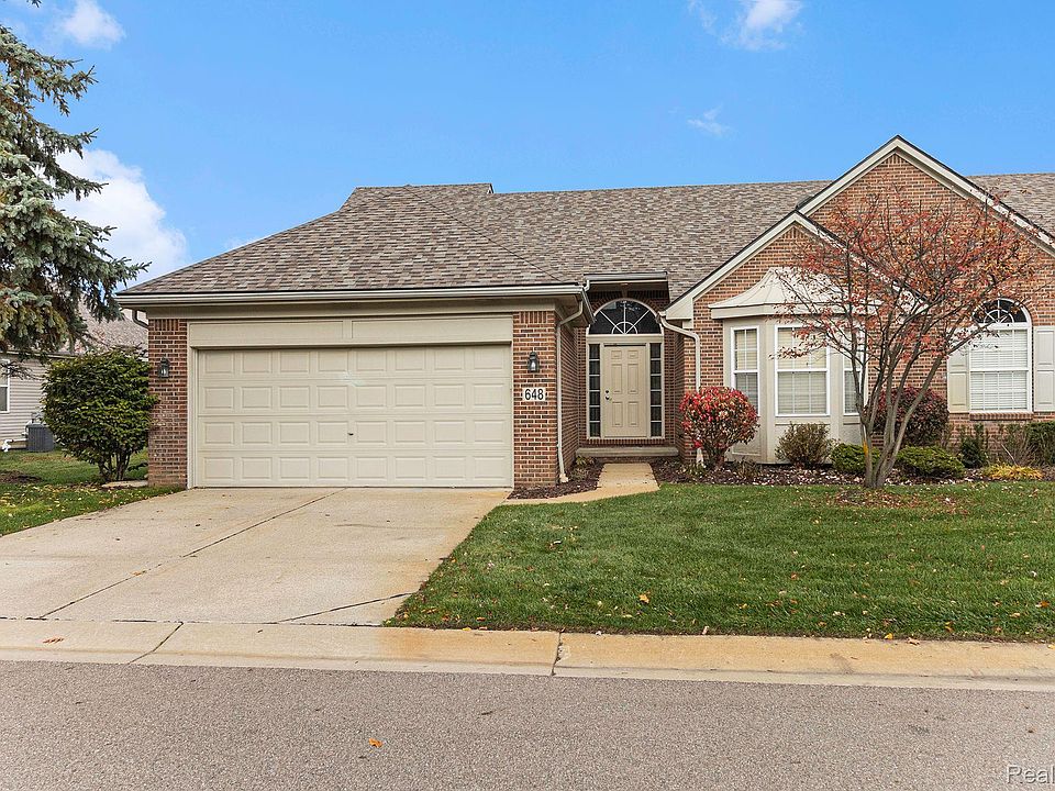 1st image of 648 Woodhaven Dr