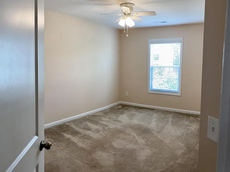 301 River Oak St — Photo 14