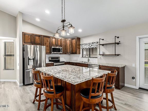 4th image of 13514 N 88TH Place