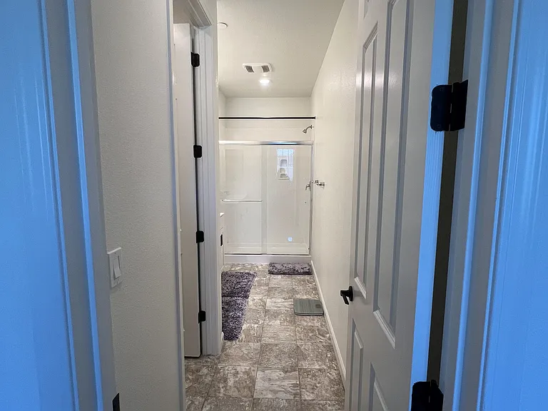 Ensuite Bathroom.