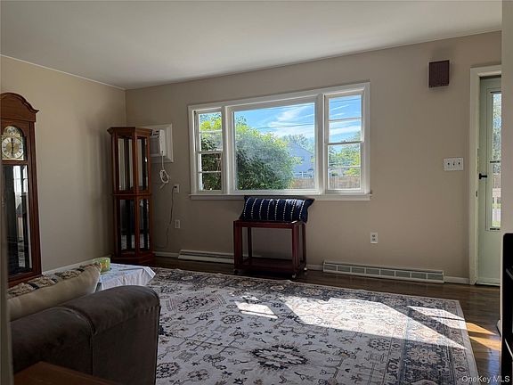 3rd image of 25 Gilbert Drive