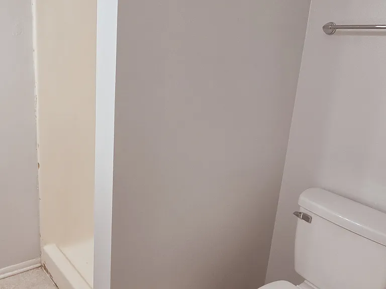 2301 Michigan Ave #11 — Photo 11
