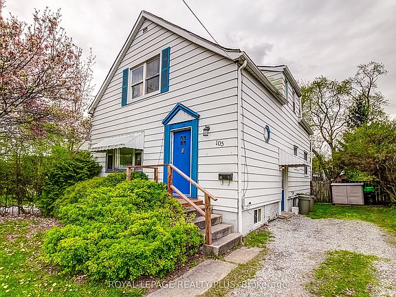 3rd image of 105 Hillview St