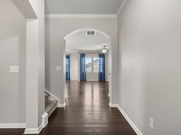2nd image of 5009 Glenellen Way