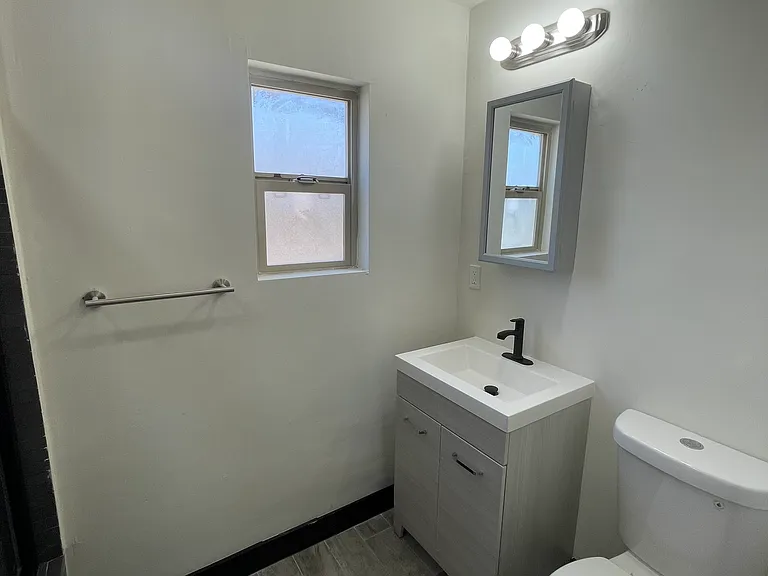 61056-29 Palms Hwy — Photo 15