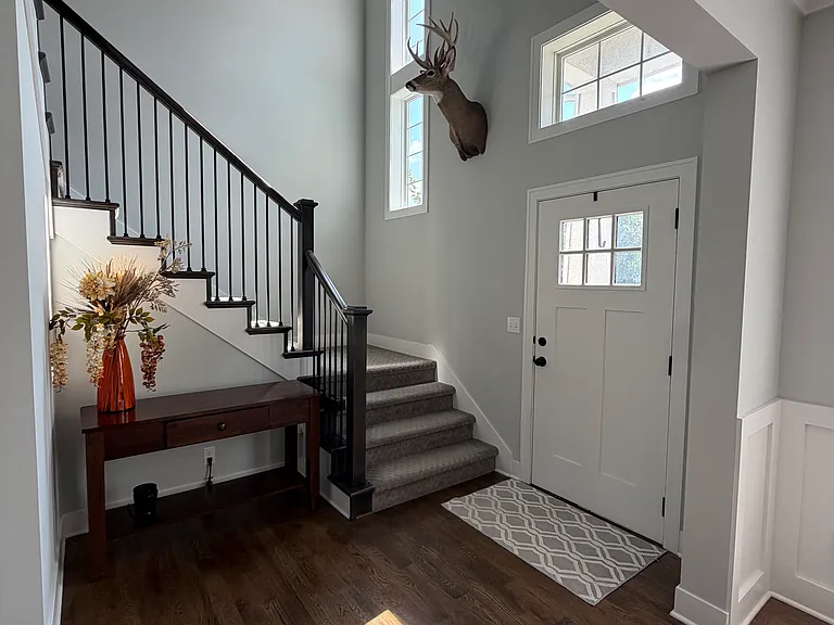 709 Pine Ct — Photo 8