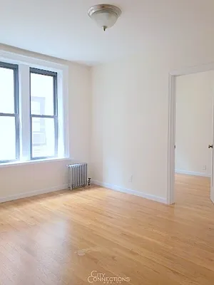 Rented by City Connections Realty | media 16