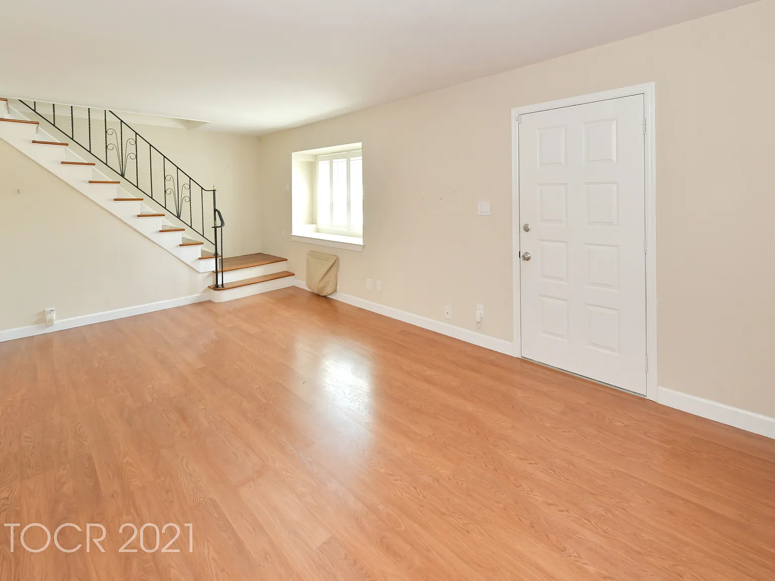 4 bed, $4,000 — Photo 3