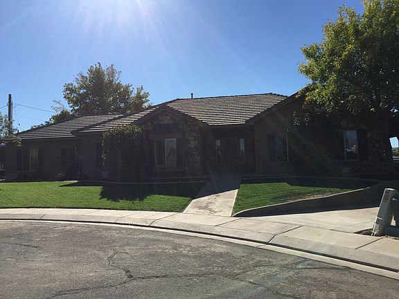 3rd image of 887 N Black Rock Dr