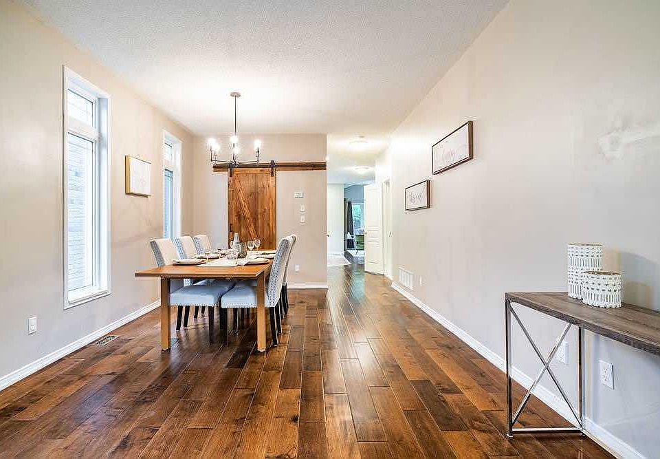 2nd image of 14 Clover St