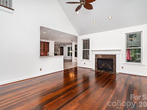4th image of 112 Eagle Chase Ln