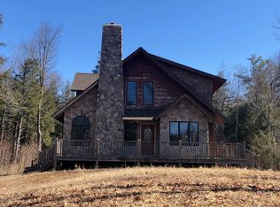 24 Whiteley Ave, North Adams, MA 01247