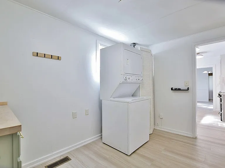 4201 Forrest Rd — Photo 26