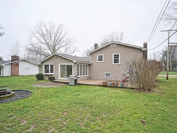 5th image of 1992 Willowdale Dr