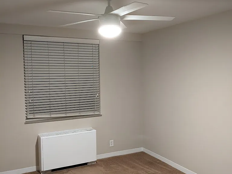 11850 Edgewater Dr #101 — Photo 6