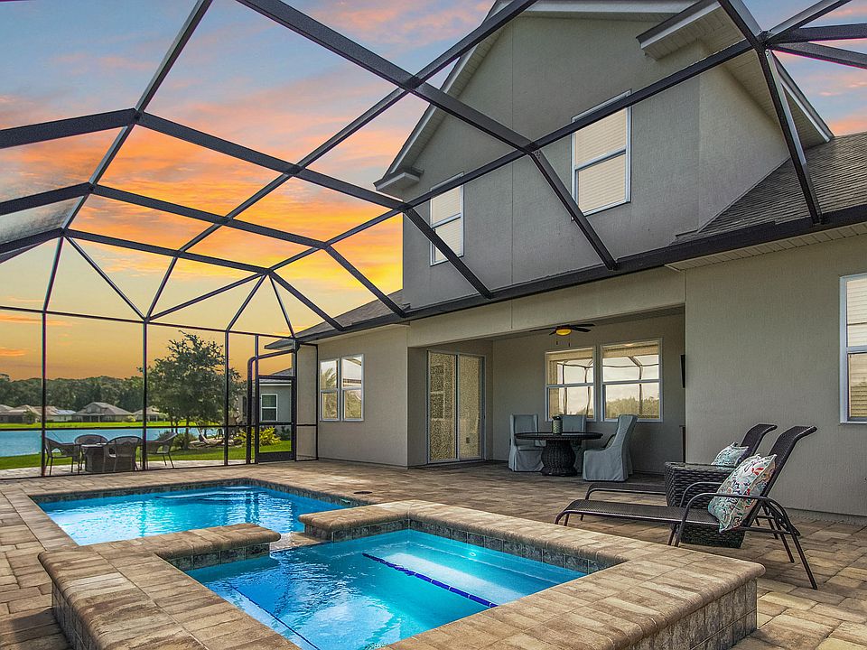 1st image of 108 Estero Ct