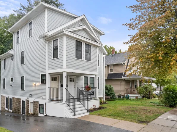 32 Perthshire Rd #32, Brighton, MA 02135
