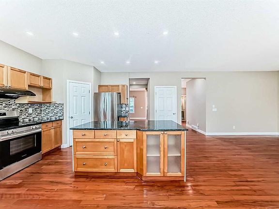 4th image of 10 S Hidden Creek Hts NW