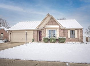 320 Hunters Grn, Evansville, IN 47711
