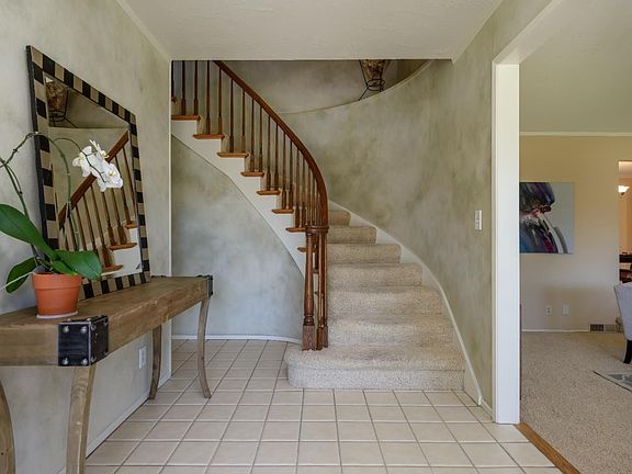 4th image of 12662 Orella Ct