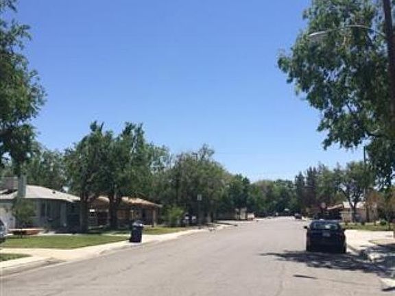4th image of 44823 Gadsden Ave