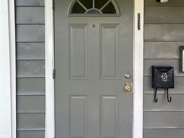 5537 Bataan Rd #B — Photo 1