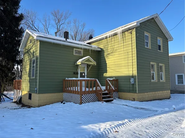113 Cleveland St, Liverpool, NY 13088